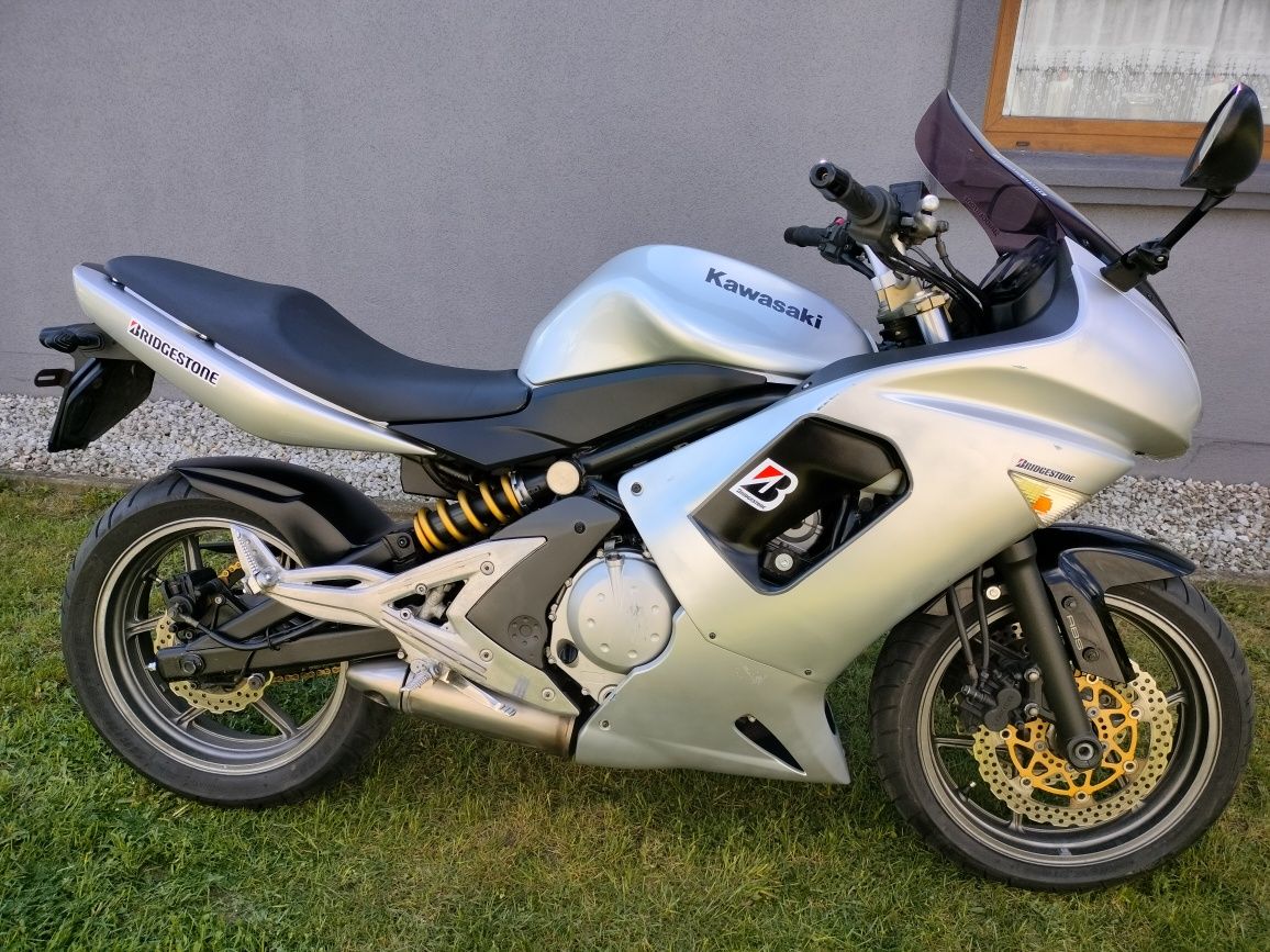 Sprzedam kawasaki er6f.