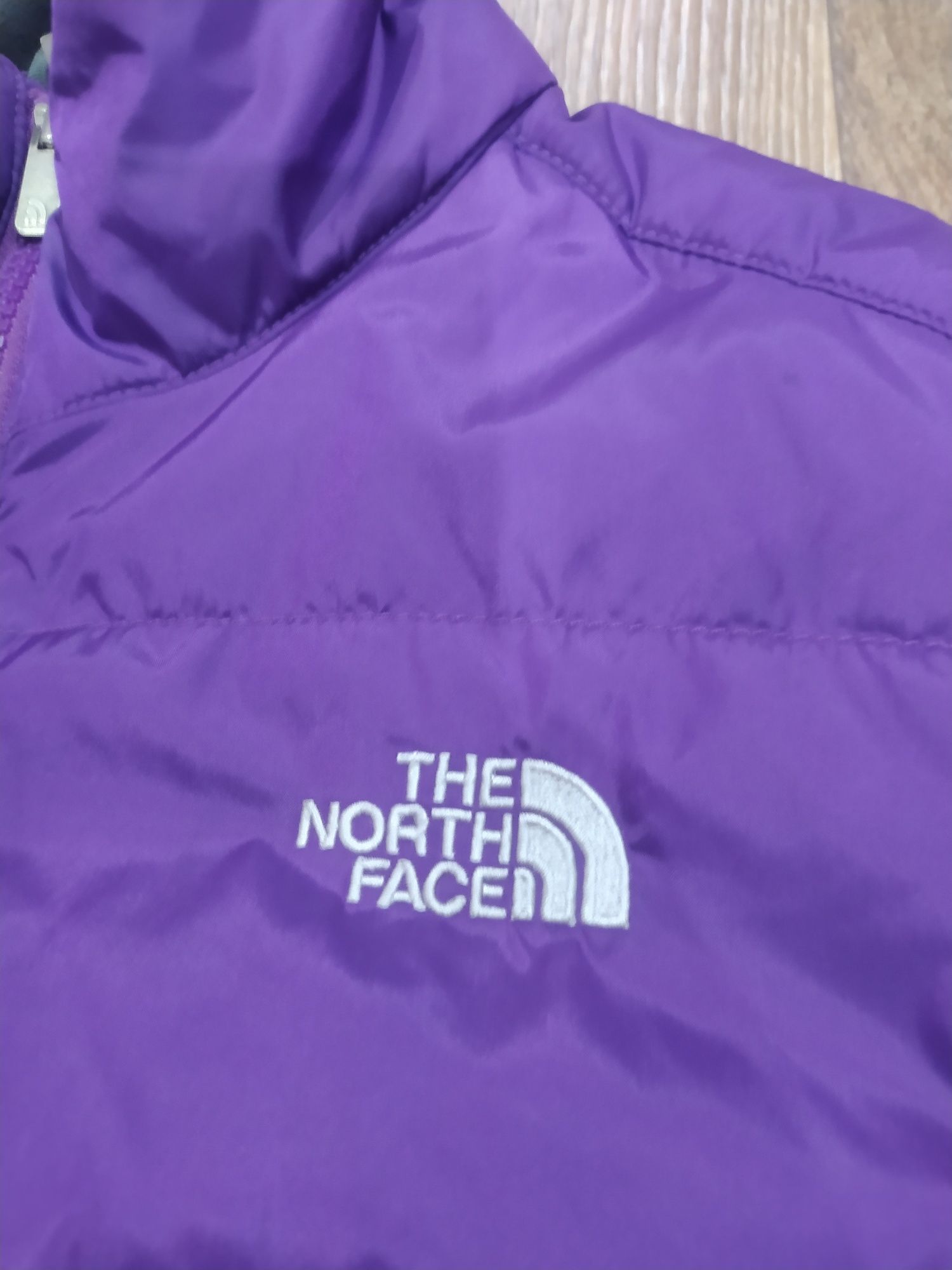 Куртка tnf жіноча