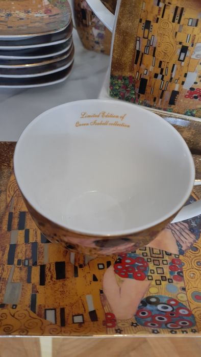 Serwis kawowy Gustav Klimt pocaunek 14 elementów

Serwis do kawy Gusta