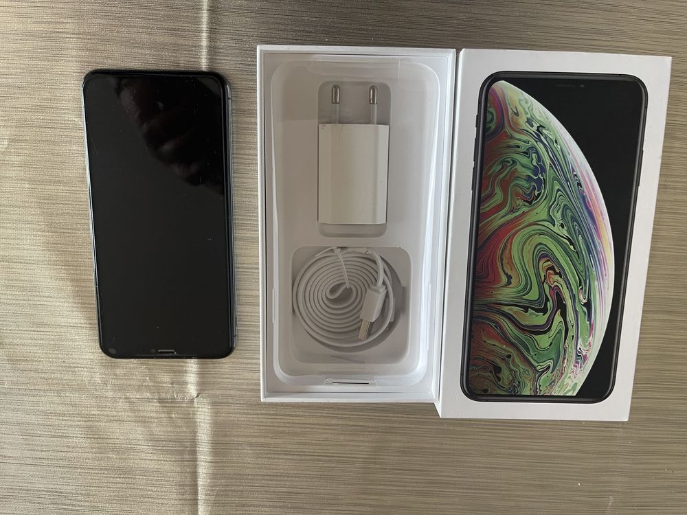 Iphone XS Max czarny. Nowa bateria. Gwarancja.!