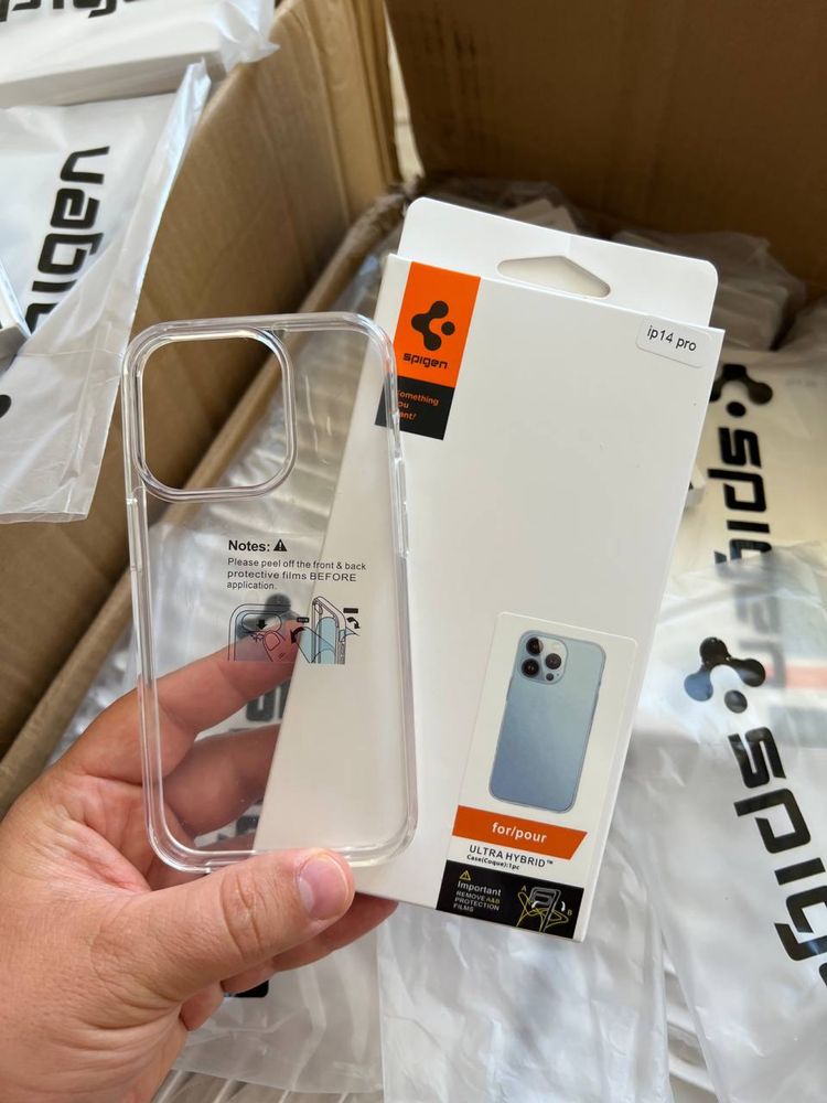 Прозорий чохол Spigen Ultra Hybrid iPhone 14