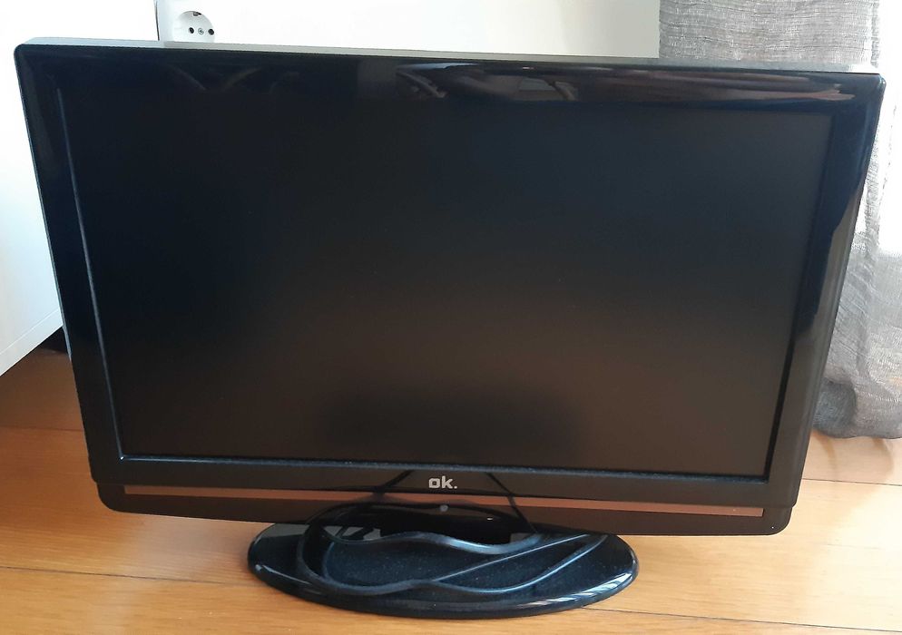 TV Lcd 19" igual a nova