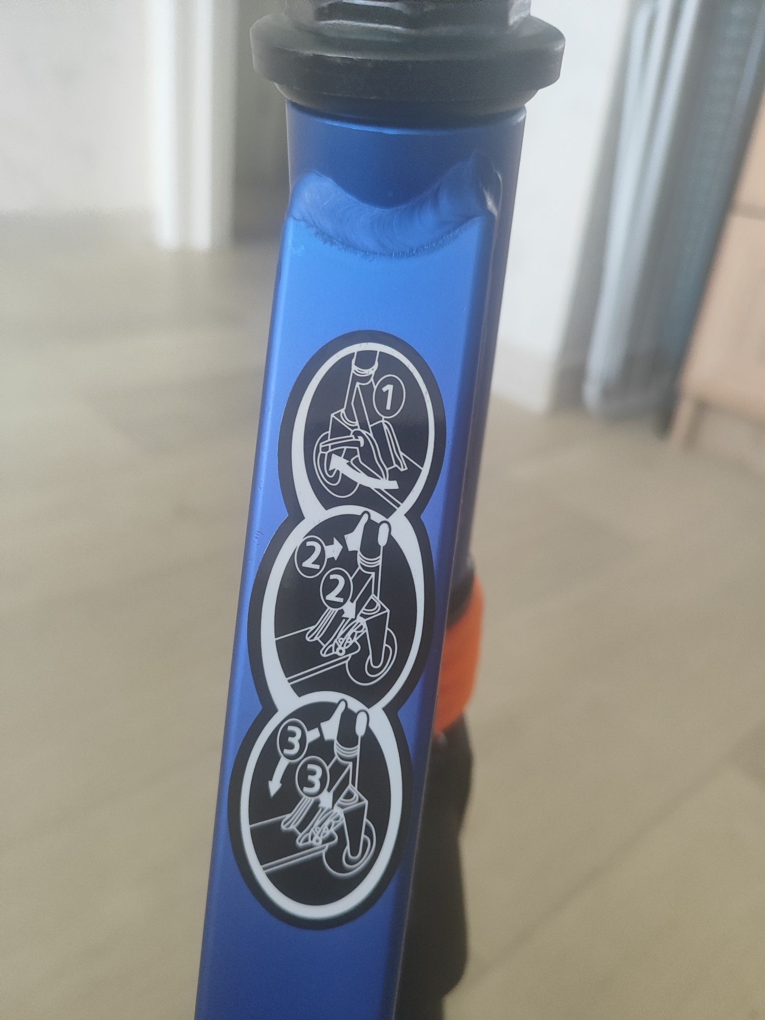 Продам дитячий самокат