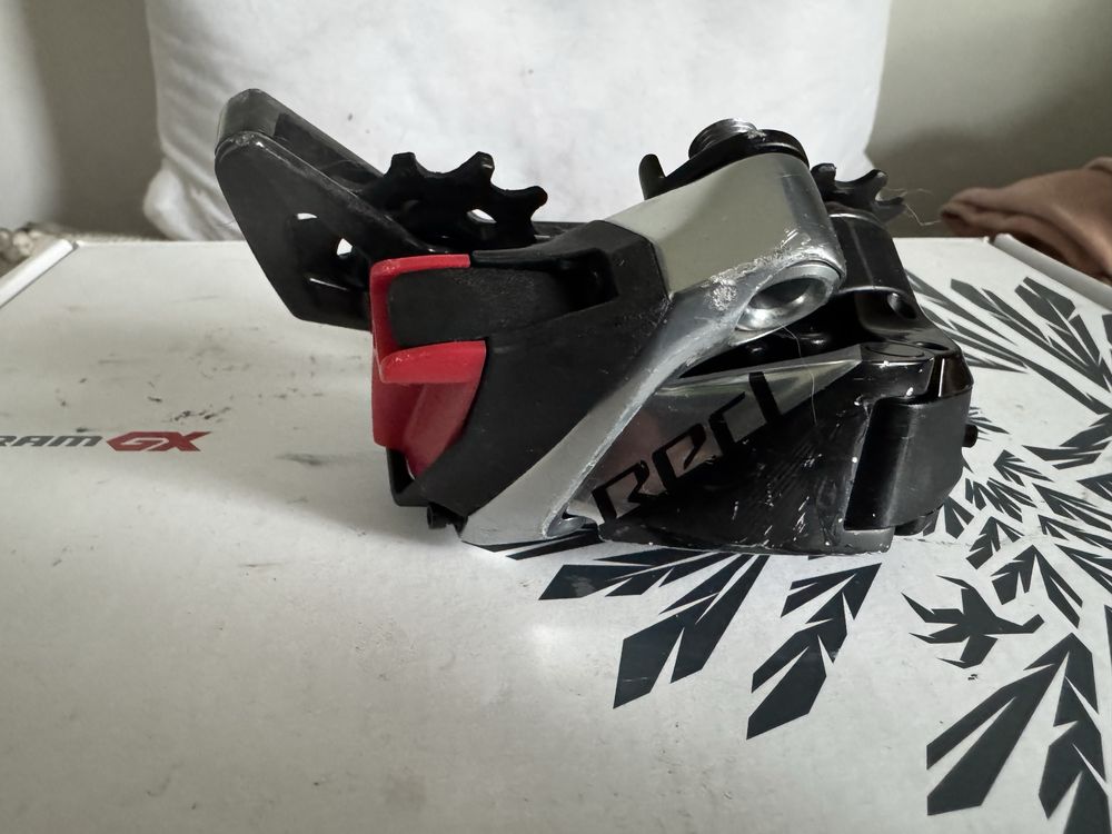 Przerzutka sram RED eTAP AXS 12s