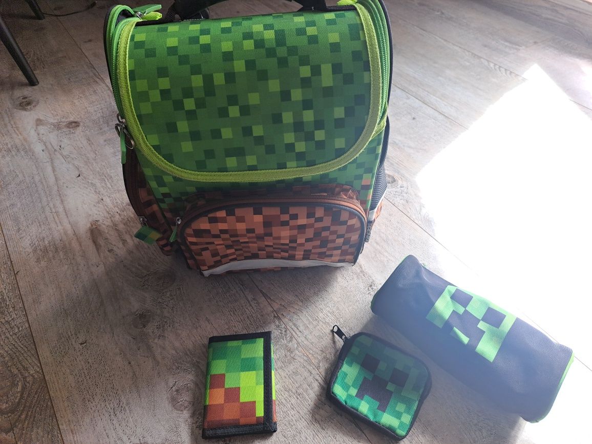 Plecak szkolny a'la minecraft usztywniany
