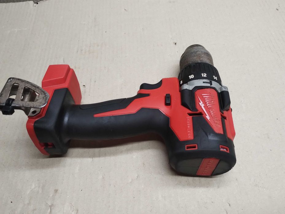 Wkrętarka udarowa Milwaukee CBLPD m18 z 2019 roku