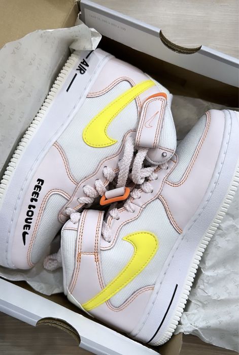 Продам кроссовки nike air force 1 07 mid оригинал