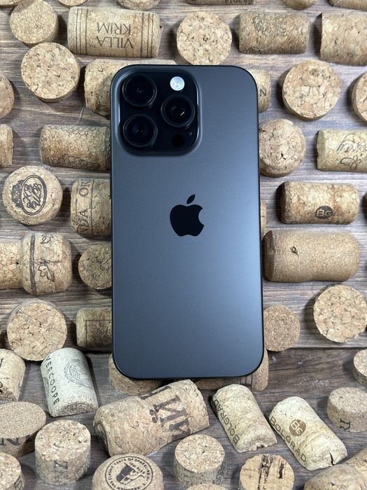 Apple iPhone 16 Pro 128Gb Black Titanium Батарея 100%