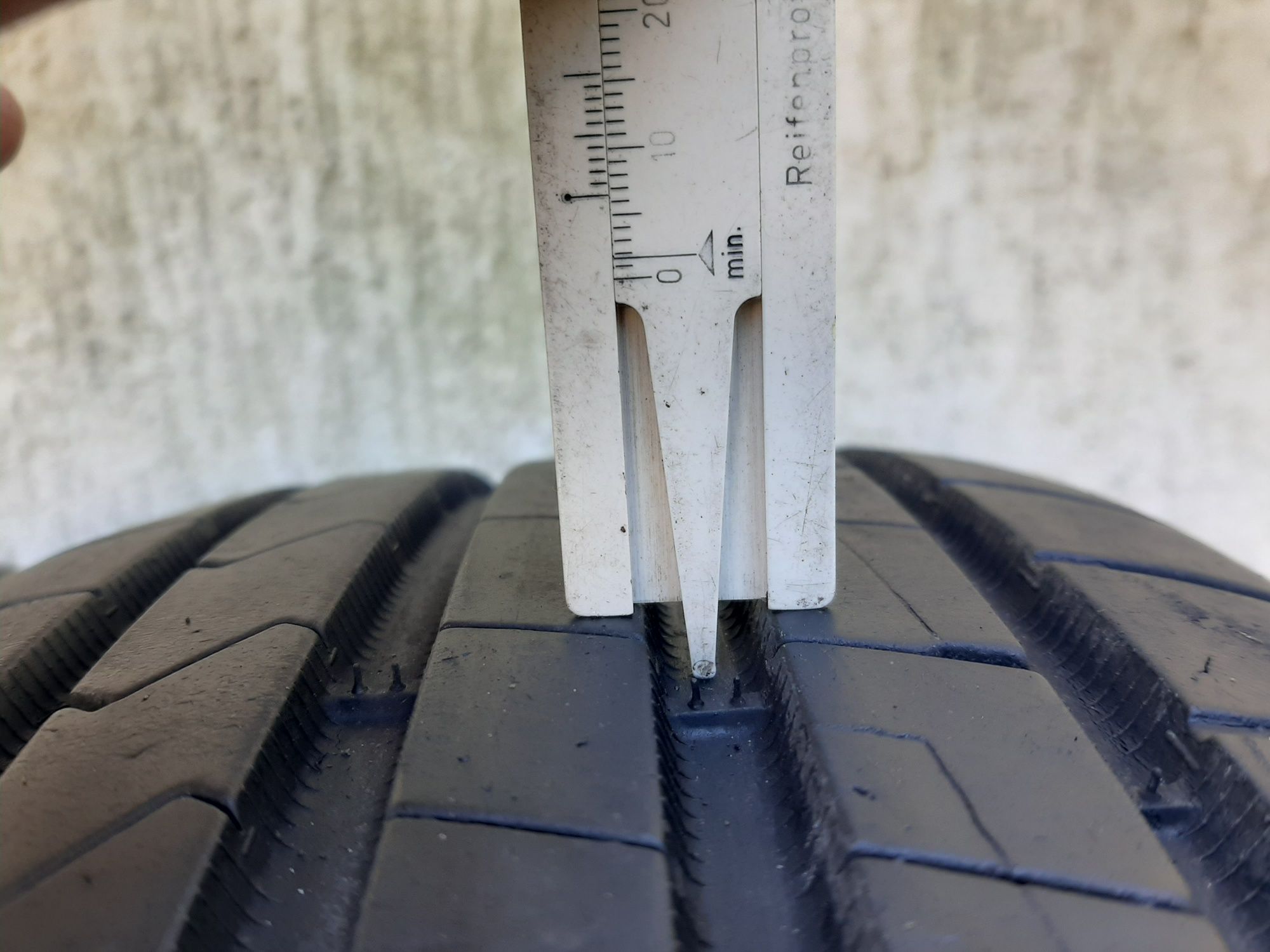 2x Opony letnie 205/60R16 Hankook VentusPrime 4 / 7mm / 2023r