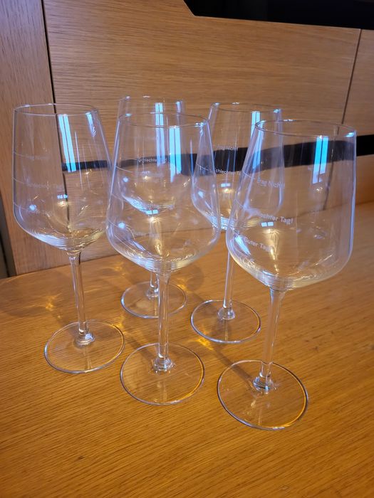 Zestaw kieliszków do wina z podziałkami (360ml)