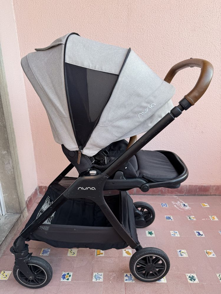 Carrinho bebe Nuna Triv