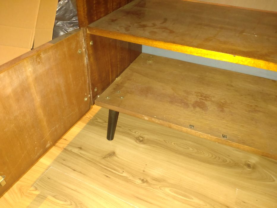stary mebel szafka rtv na telewizor z czasów PRL