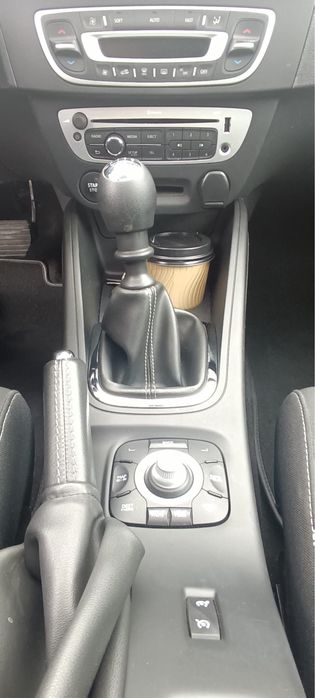 Renault Megane 1,5dCi 110KM Limited, mały przebieg