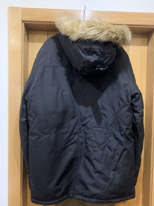 Parka com capuz // Impermeavel