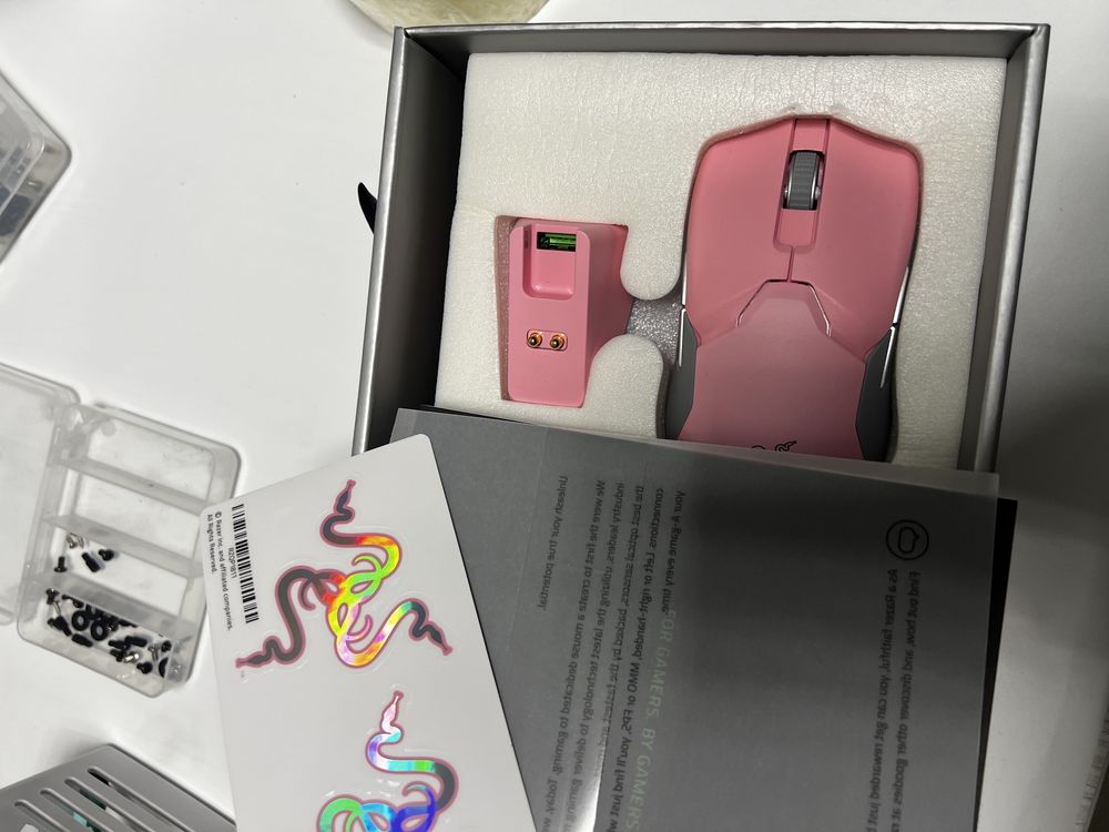 Нова RAZER Viper Ultimate рожева mouse Dock Pink Quartz ігрова бездрот