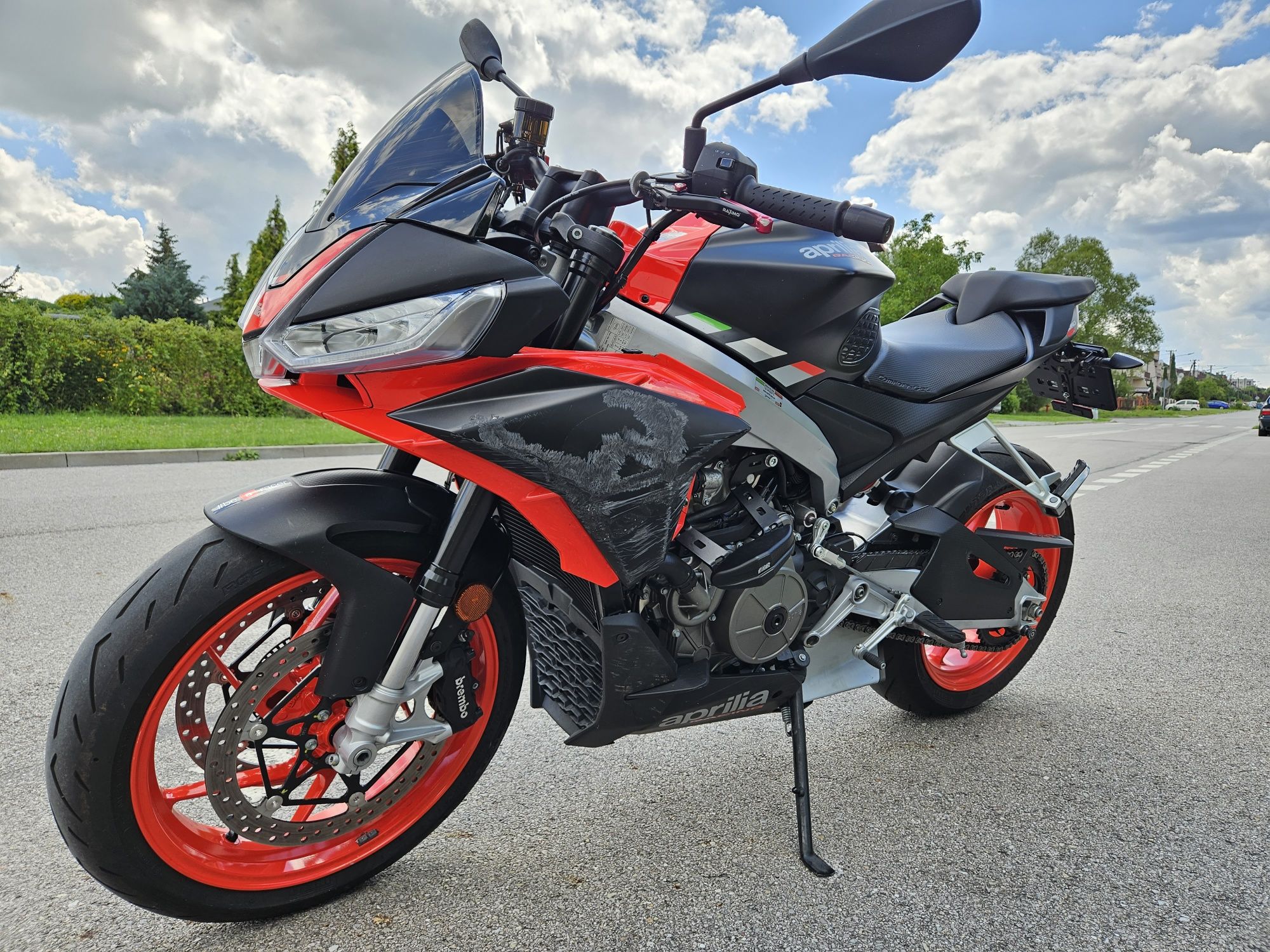 Aprilia tuono 660 rok rs kat. A2 mt07