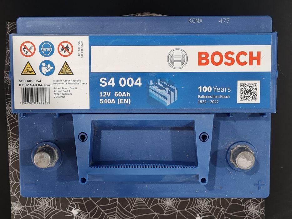 Akumulator Bosch S4 004