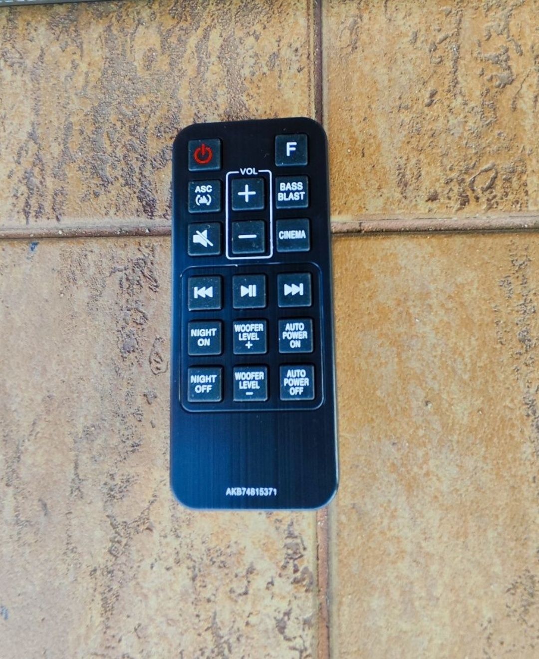 Саундбар/звукова панель LG LAS450H 2.1