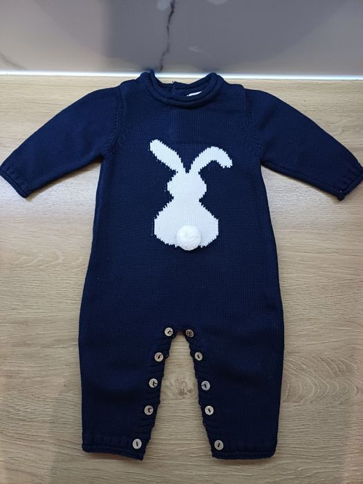 В'язаний ромпер з милим зайчиком
