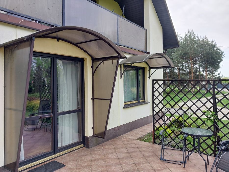 Daszki okienne, osłony przed deszczem