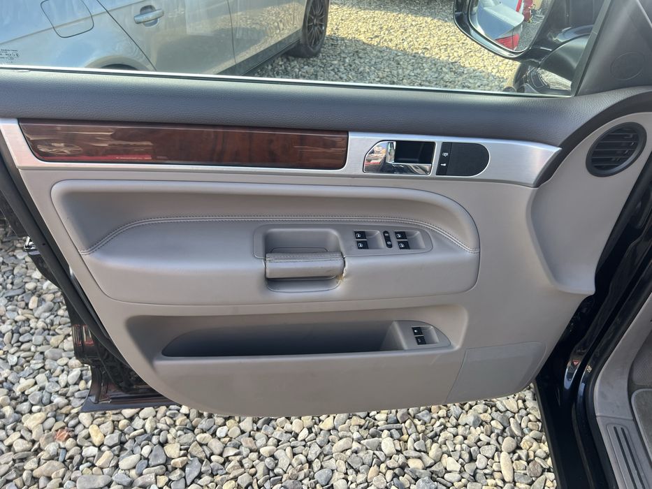 Машина в дуже гарному стані як технічно так і візуально