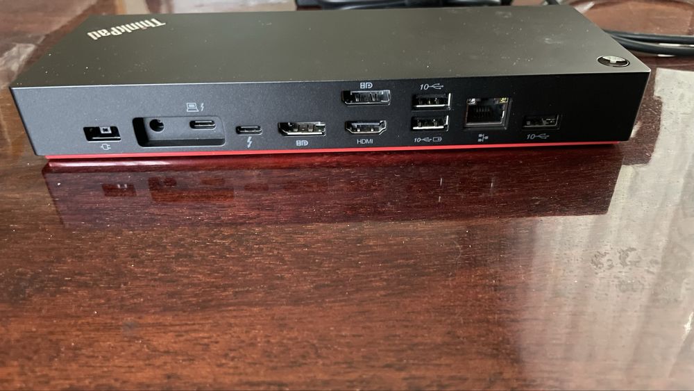 Lenovo ThinkPad Thunderbolt 4 Dock
