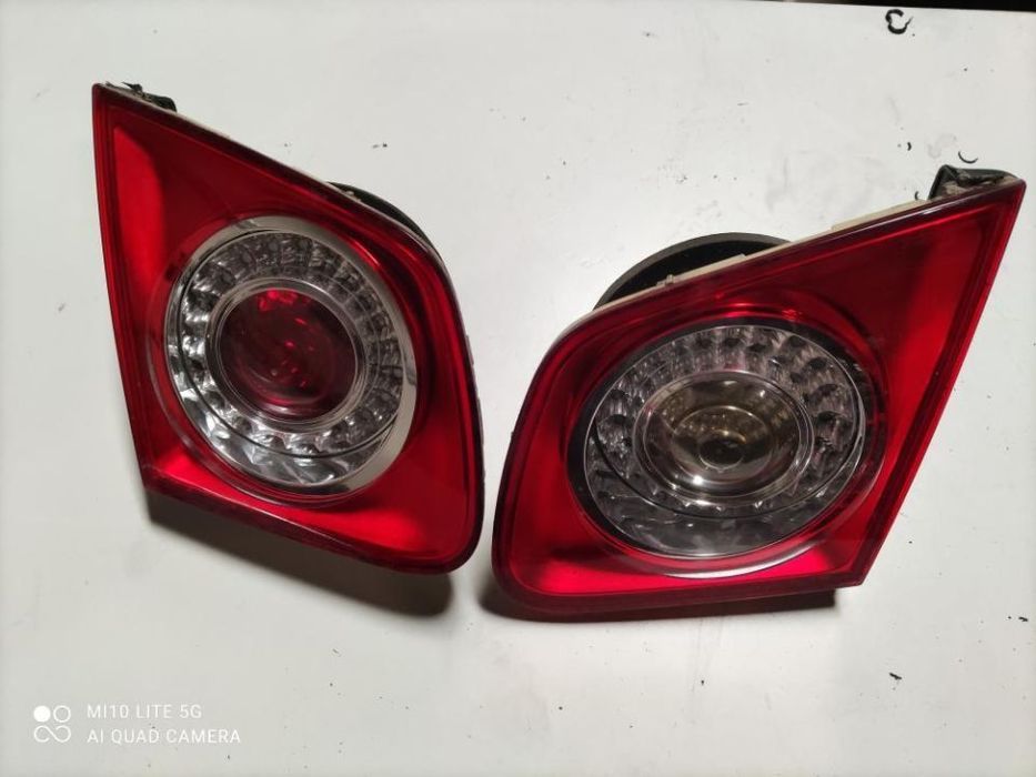 Farolim tampa mala - VW Jetta 2005/ 2009