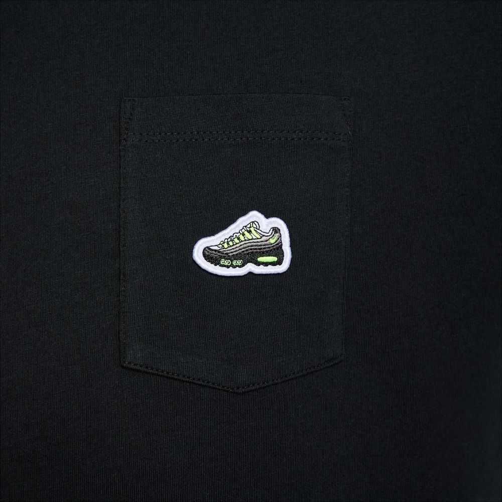 Футболка Nike TEE M90 Sneaker Patch PKT Air (XS по 4XL) (HJ0574-010)