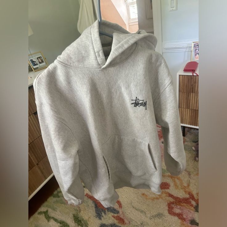Серая худи Stussy