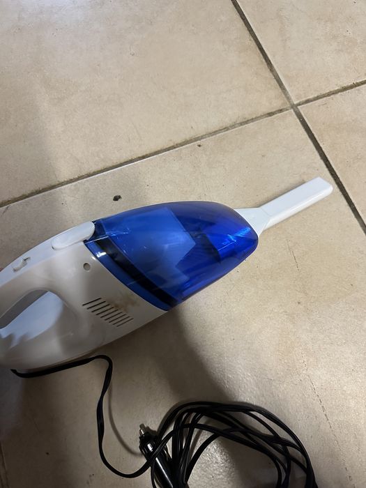 Aspirador de mão portátil