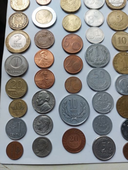 Монеты стран мира 123шт. лот.