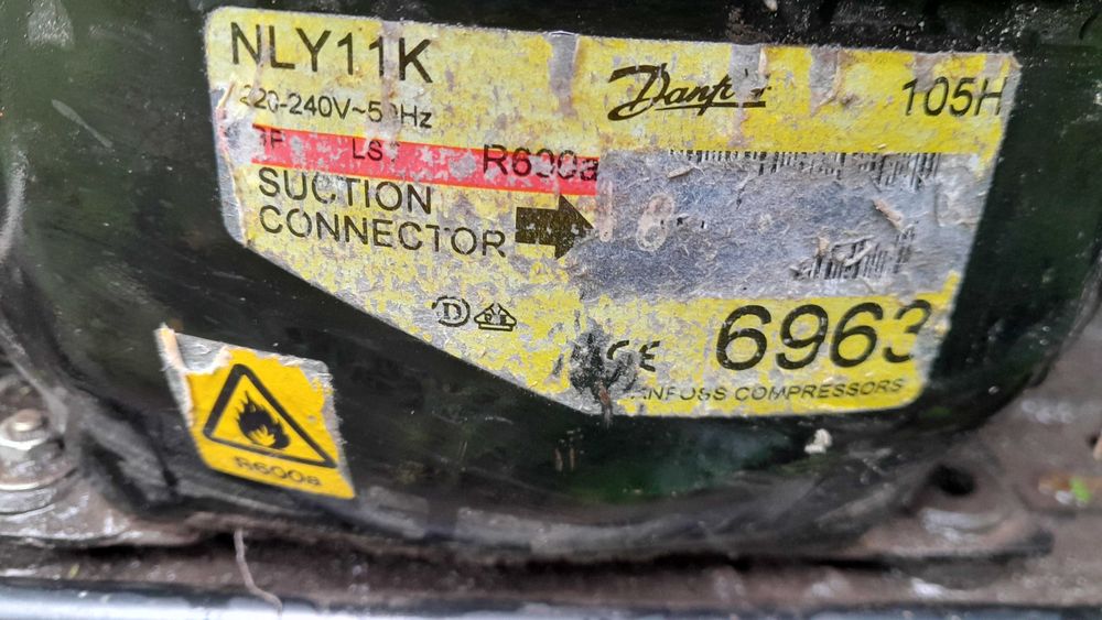 Холодильник SNAIGE под ремонт или детали