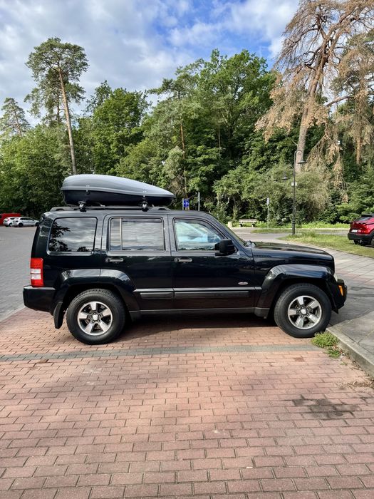 Sprzedam !!! JEEP LIBERTY KK 3.7 V6 + Wstawiony Gaz