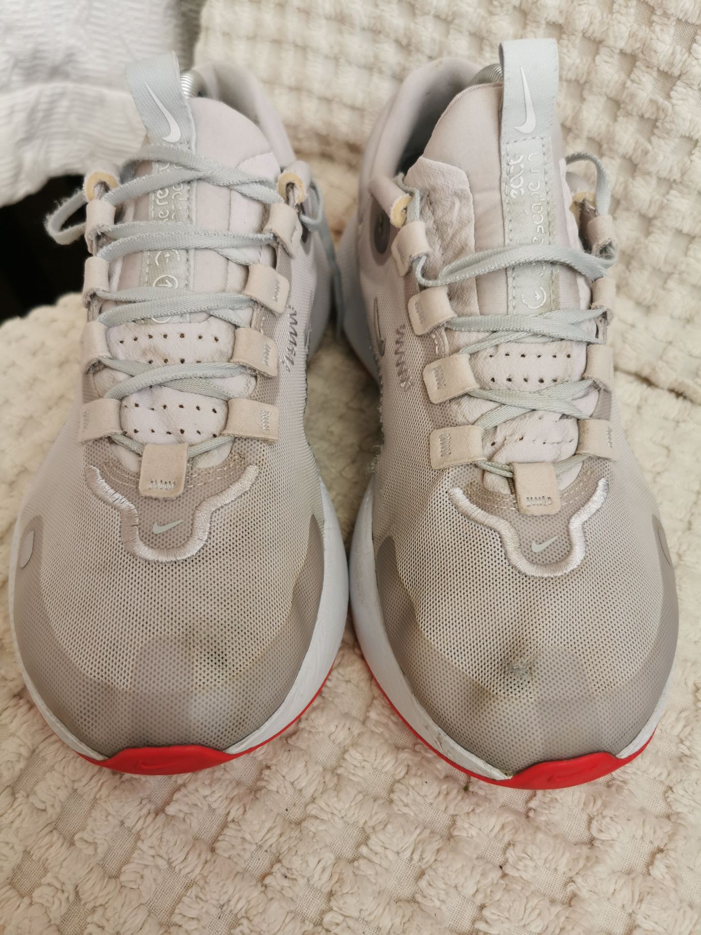 Buty sportowe Nike React Escape Run r 40,5