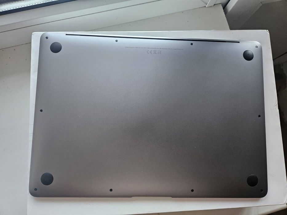 Mac Book Air 2019 16/256