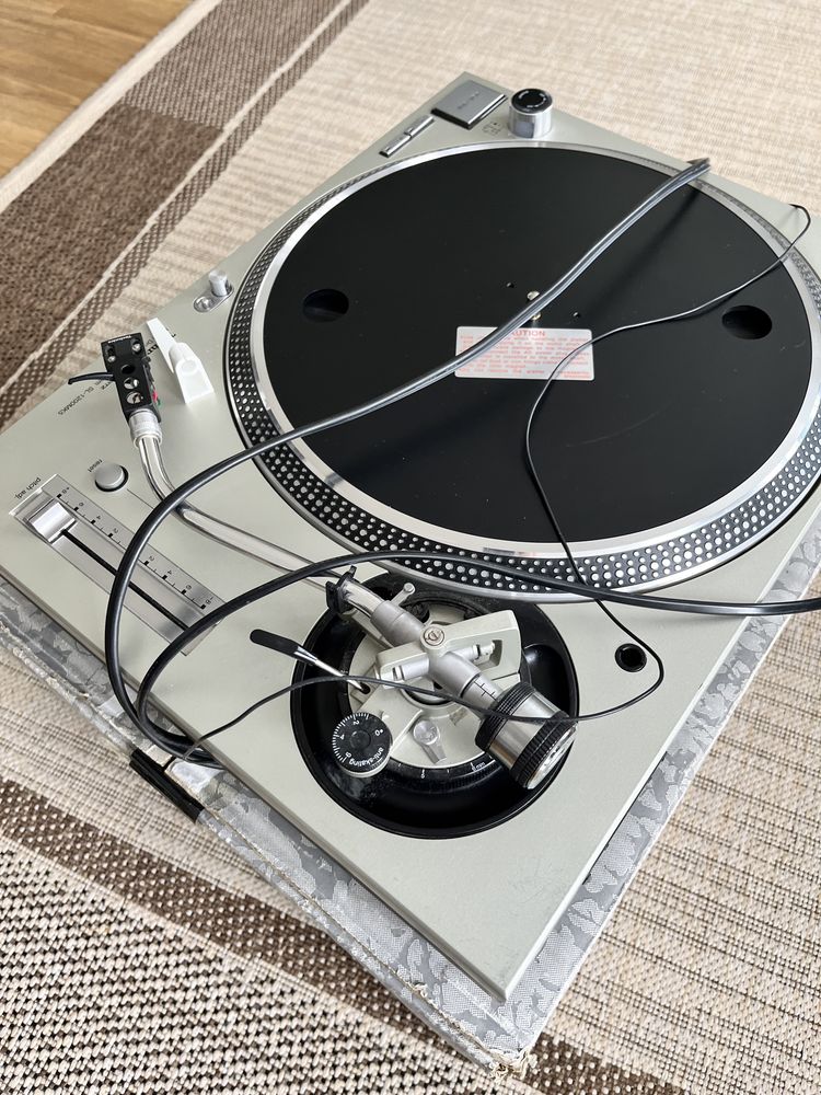 Technics 1200 mk5