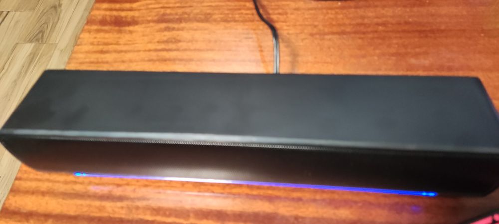 Колонка саундбар з підсвіткою