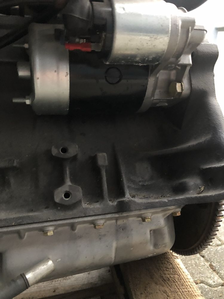 Kompletny Silnik BMW M30 B35,E24,E28,E23