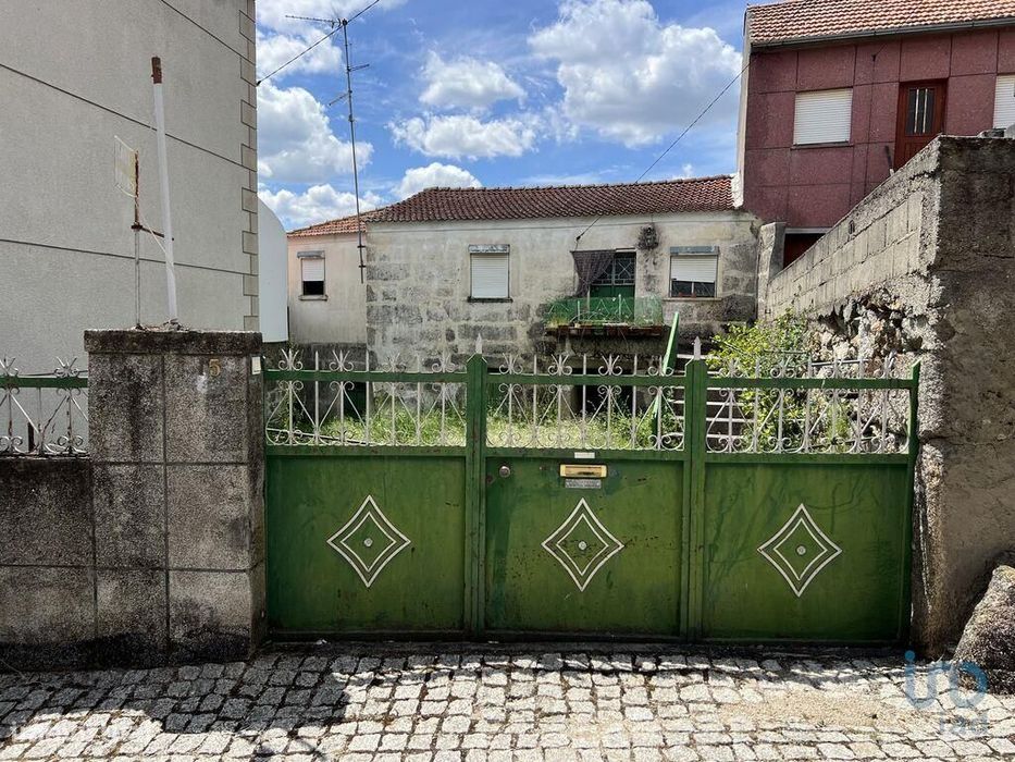 Casa / Villa T2 em Pousade e Albardo de 178,00 m2