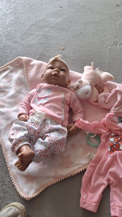Bebé reborn menina