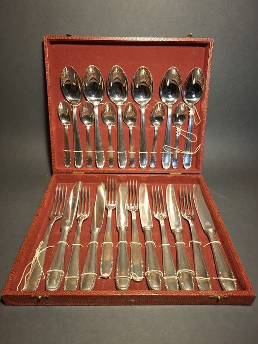 Sztućce Auerhuhn rostfrei 24 szt