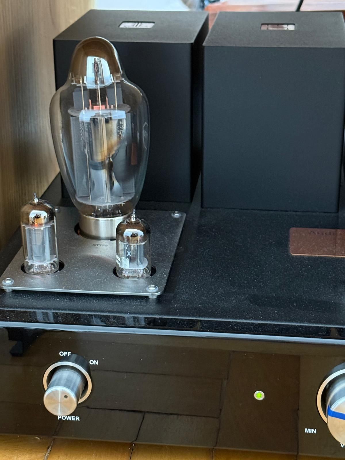 Wzmacniacz lampowy Audio Reveal Second Signature