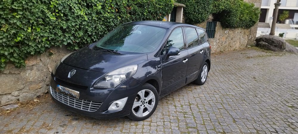 Renault Scenic 2011