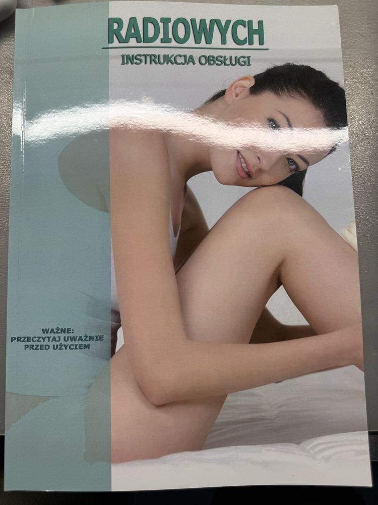 Beauty tech usuwanie zmarszczek,  fale radiowe w domu