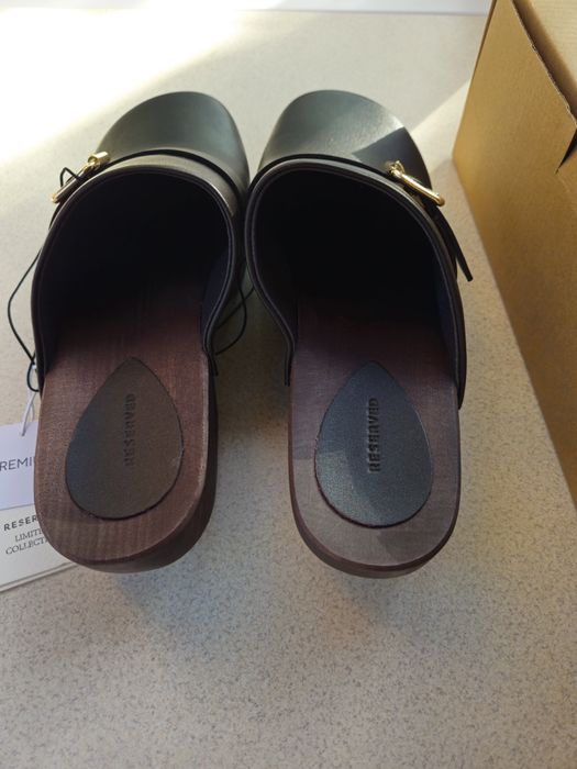 Сабо мюлі Reserved