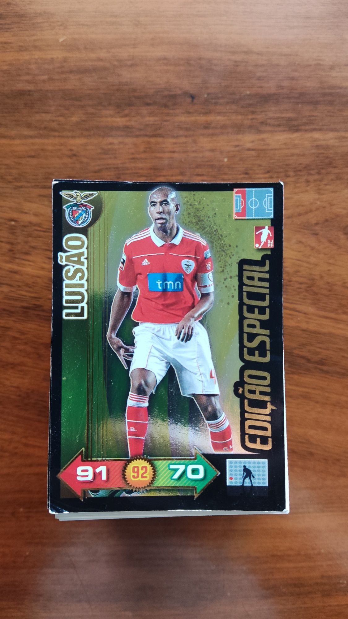 Cartas da coleção Panini Adrenalyn ano 2010 e 2011