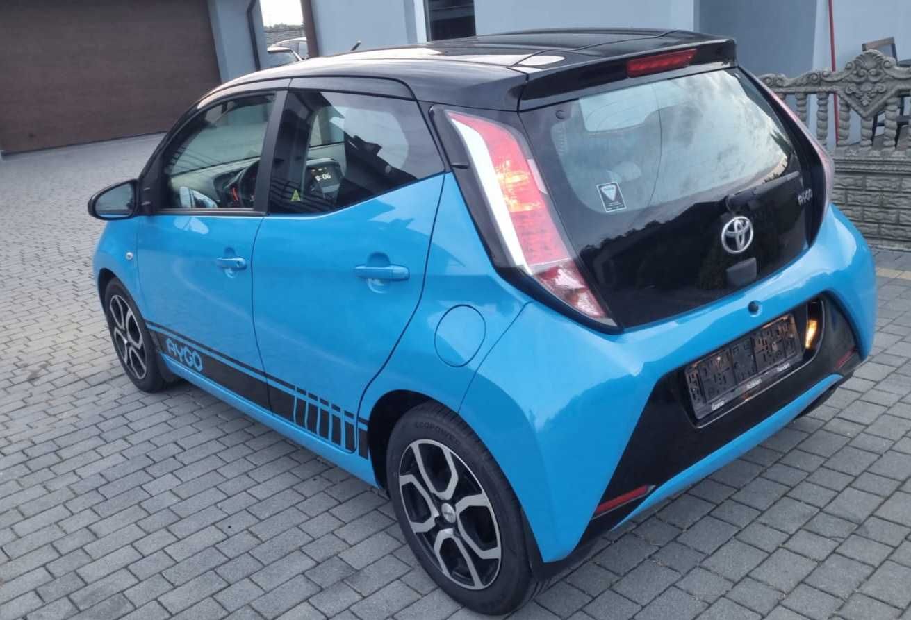 Tyota aygo carplay, tablet ,kamera