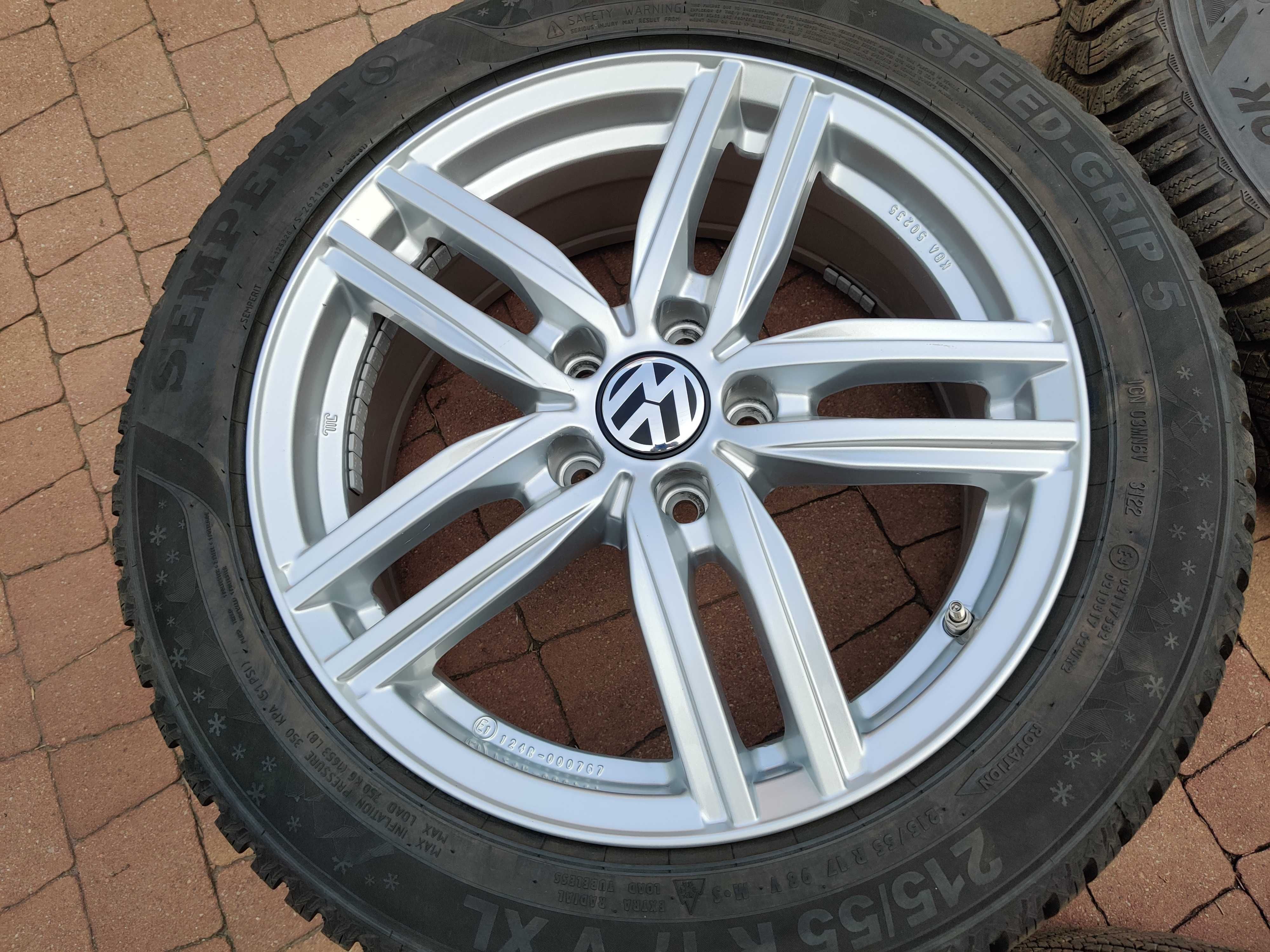 3535. Koła letnie Passat B9 Superb 5x112 215/55/17 8/9mm jak nowe 2022