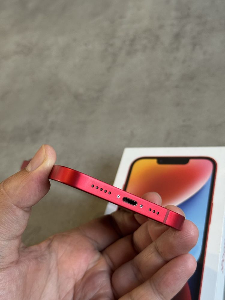 Iphone 14 product red 128gb полный комплект идеал