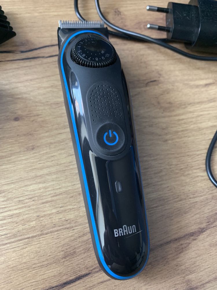 Триммер Braun BT3040 beard trimmer